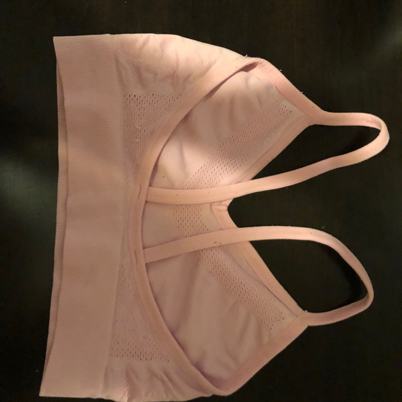 nike dri fit sports bra - Picture 2 of 3